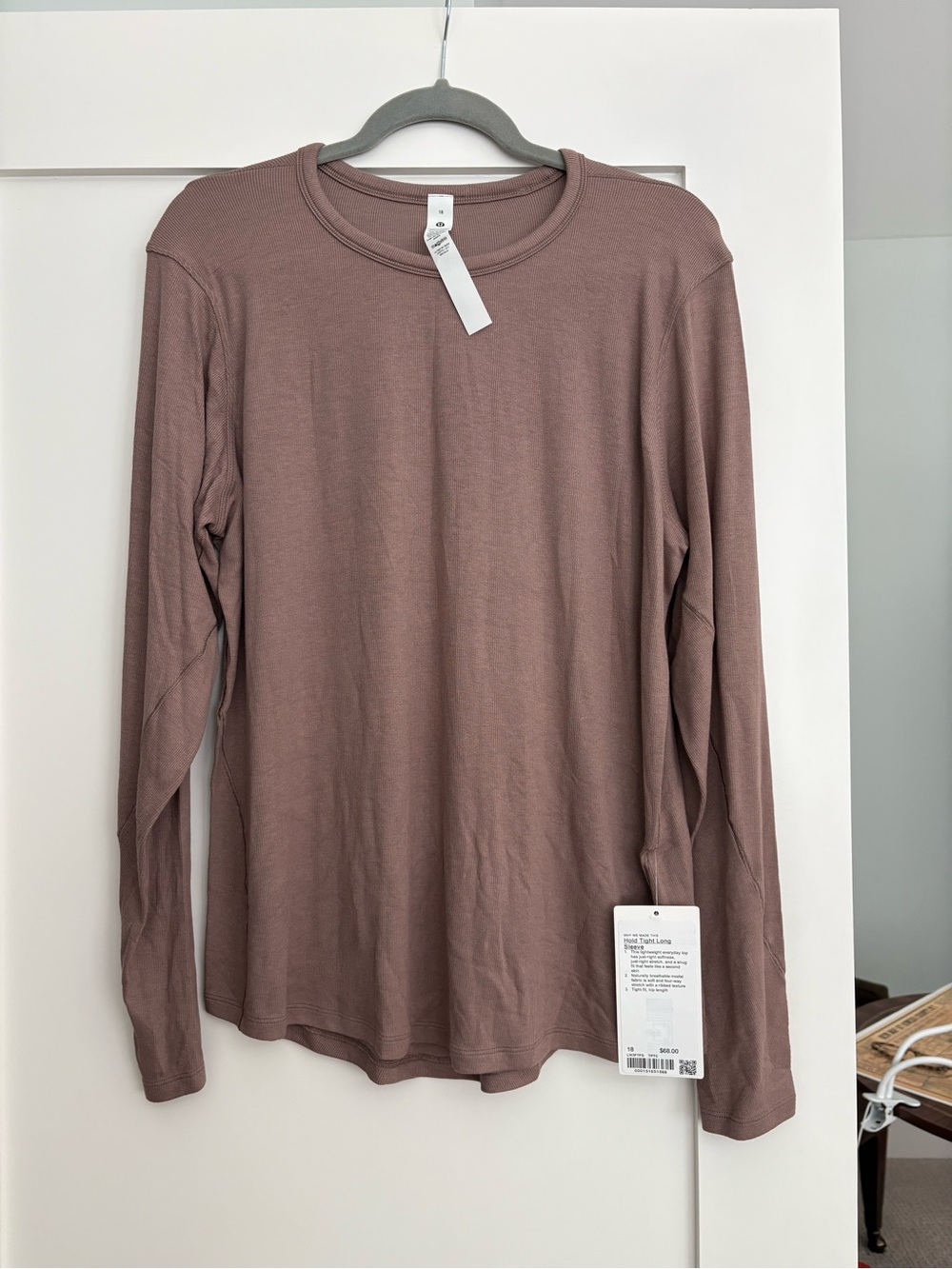 lululemon athletica Hold Tight Long Sleeve Crewneck Top Mauve SZ 18  *NWT